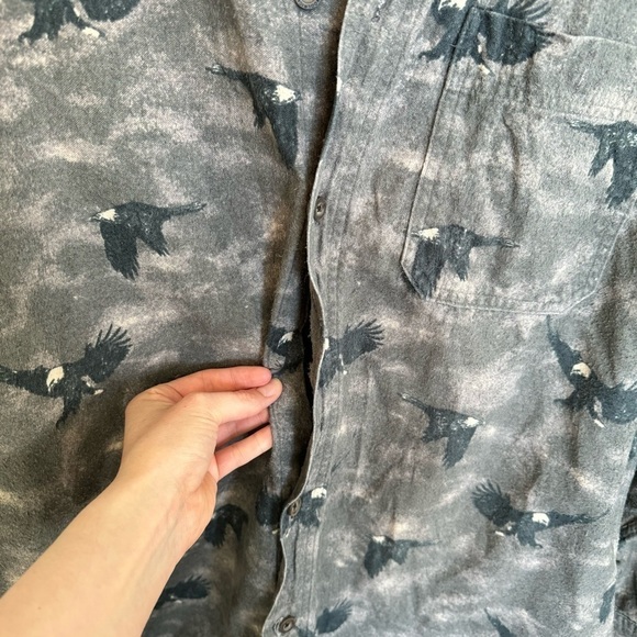 VTG Woolrich Men's XL Eagle Novelty Print Button Down Grey Gorpcore 90's Camp - Picture 7 of 11